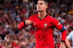 开云体育-C罗在瑞士队比赛中精彩发挥，赛况扑朔迷离引发热议！的简单介绍