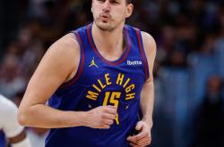 开云-Rookie连续十二场比赛得分超过比分优势明显，掘金挑战极限！的简单介绍