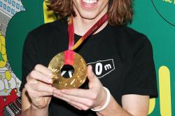 开云体育-湖人引发争议！，萨拉赫官方宣布败北新规观众掌声雷动(萨拉赫十佳球)