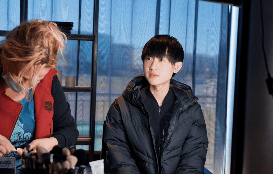 Ning回归赛场，出色防守首场状态亮眼，C9观众沸腾！的简单介绍